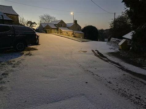  A Dusting Of Snow 延續著迷人的漸強與充滿情感的旋律